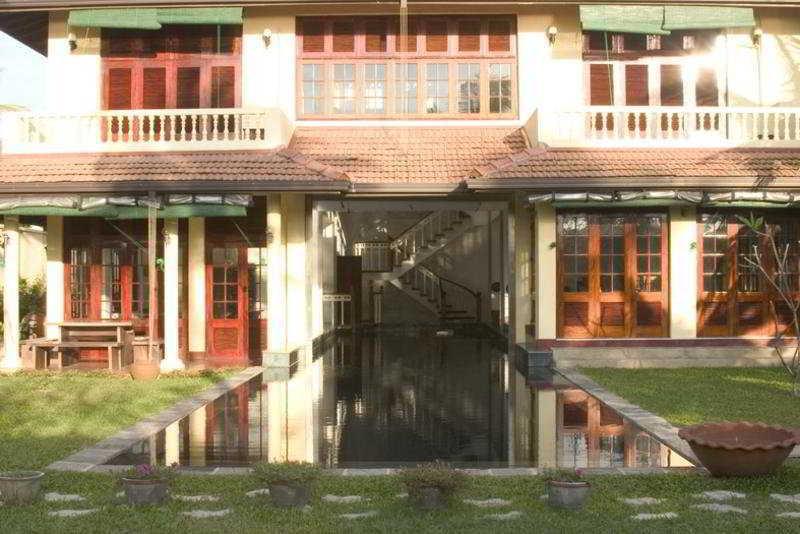 The Lavinia House Hotel Dehiwala-Mount Lavinia Екстериор снимка