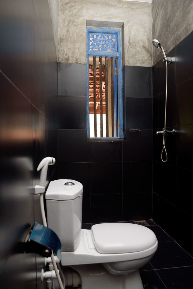 The Lavinia House Hotel Dehiwala-Mount Lavinia Екстериор снимка